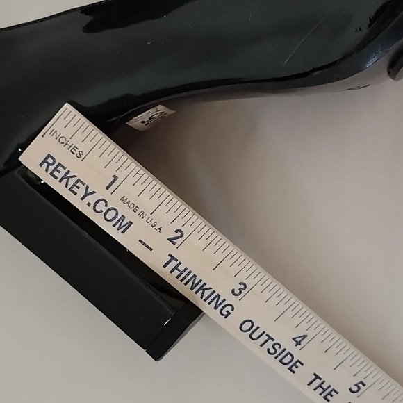 FENDI Silver FF Logo Black Patent Leather Square Toe Heels Vintage New 5.5M - Picture 2 of 12